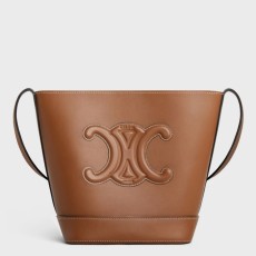 셀린느 퀴르 버킷백