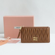 미우미우 장지갑