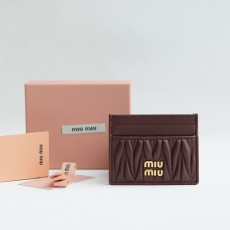 미우미우 카드지갑