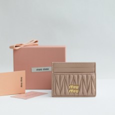 미우미우 카드지갑