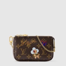 루이비통 미니 포쉐트 악세수아