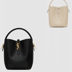 생로랑 LE 37 스몰 호보백