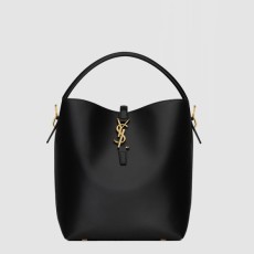 생로랑 LE 37 호보백