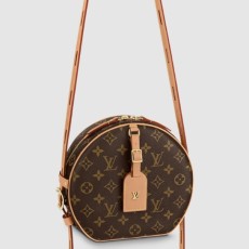 루이비통 부아뜨 샤포 수플 M45647