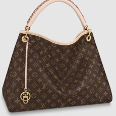 루이비통앗치 MM M25877
