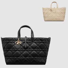 디올 라지 뚜주흐 토트백